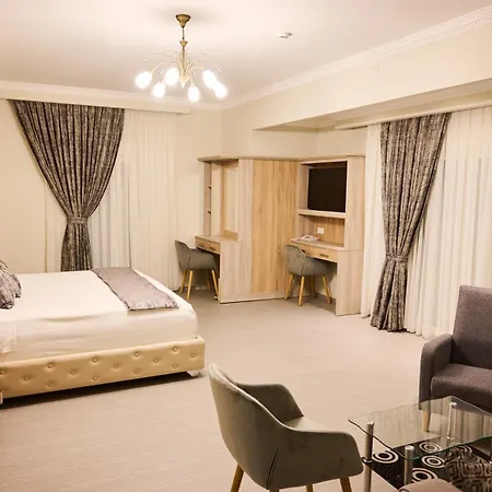 Apart Otel Famissi 4*