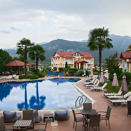 Апарт-отель Famissi