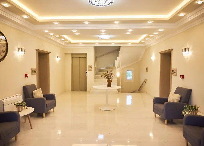 Famissi アパートホテル